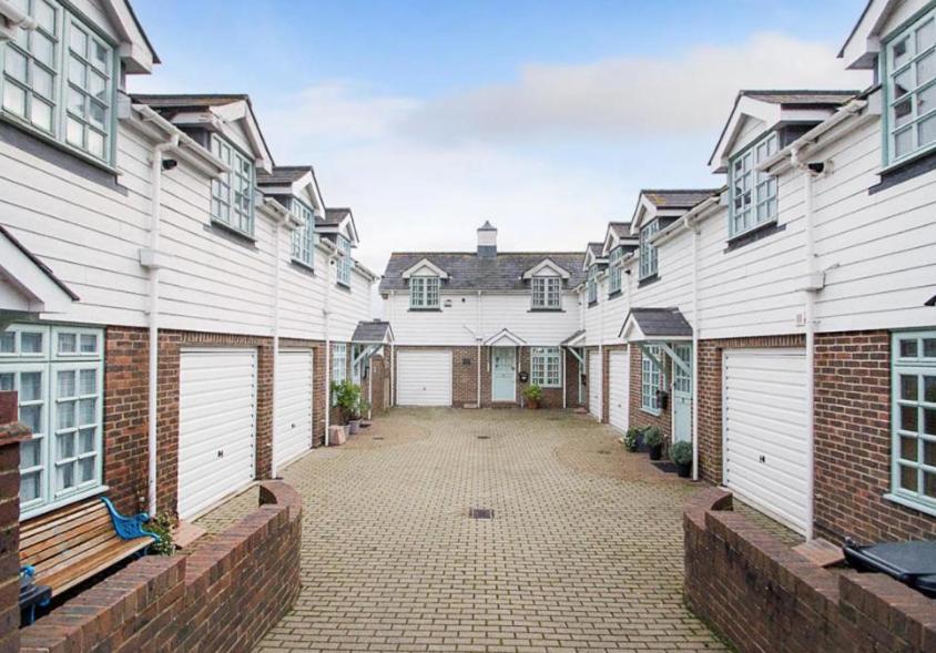 Bo'S Holiday Cottage Eastbourne Bagian luar foto