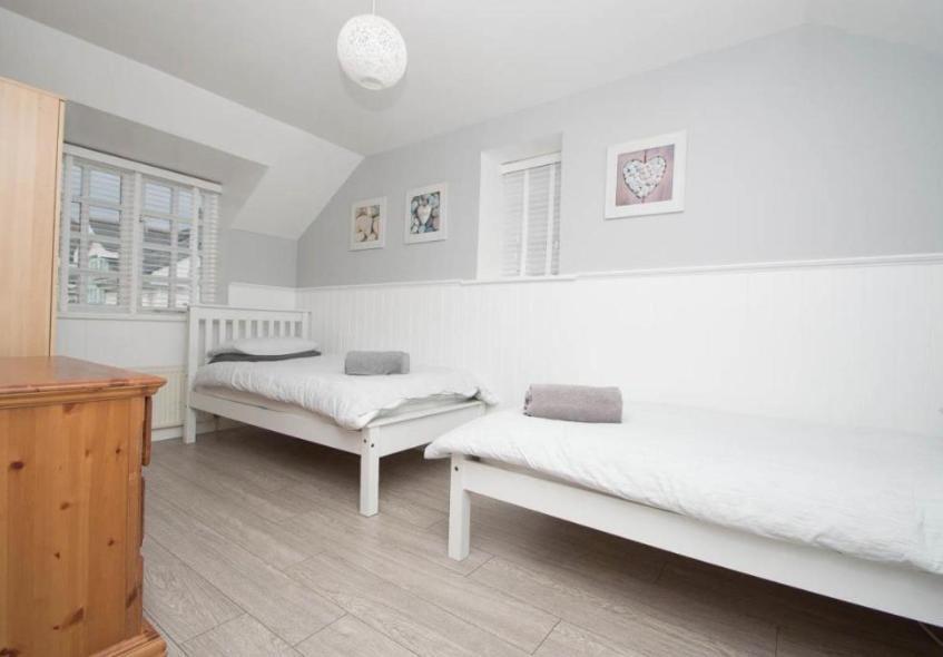 Bo'S Holiday Cottage Eastbourne Bagian luar foto
